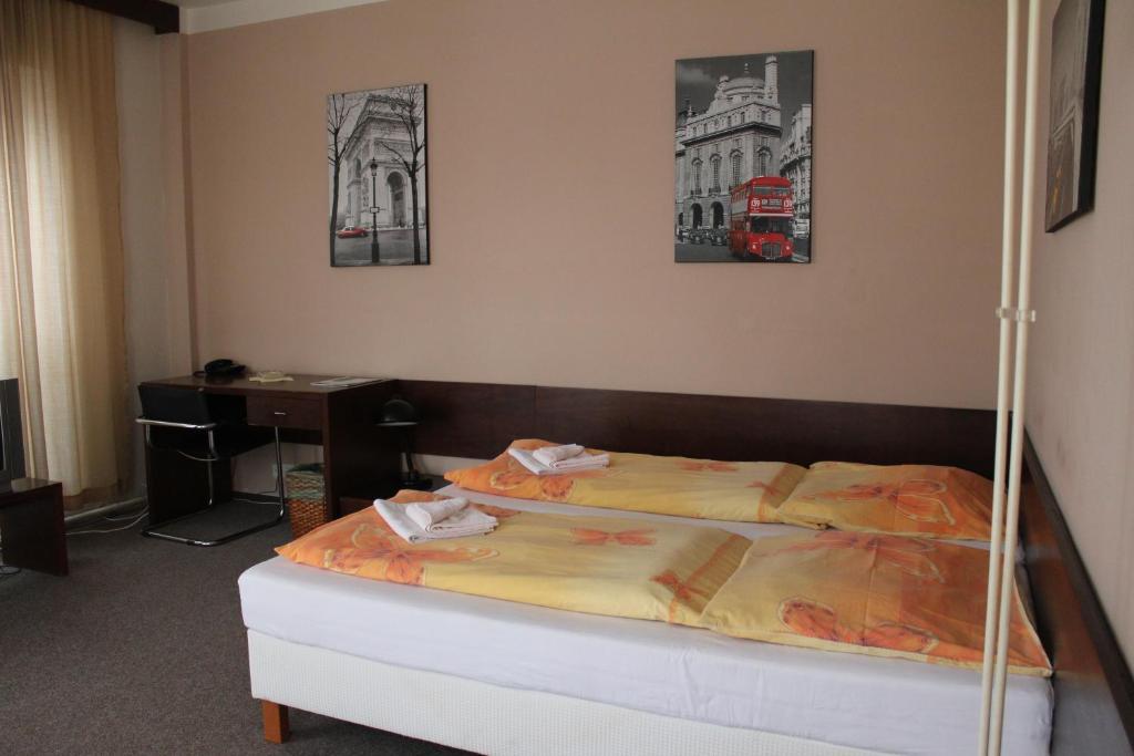 Hotel Bila Ruze Brno Exterior photo